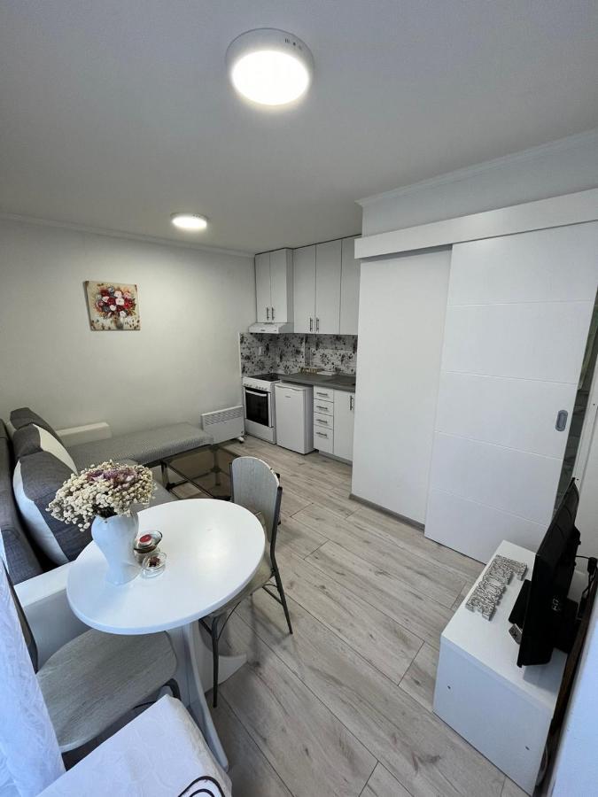 Stan Centar 1 Apartment Banja Luka Exterior photo
